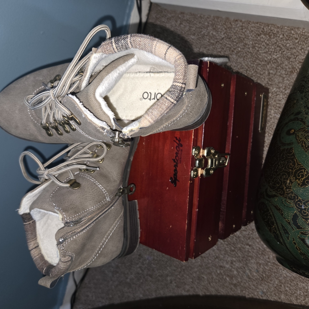 Camper White Lace Up Boots with High Collar and Textured Material